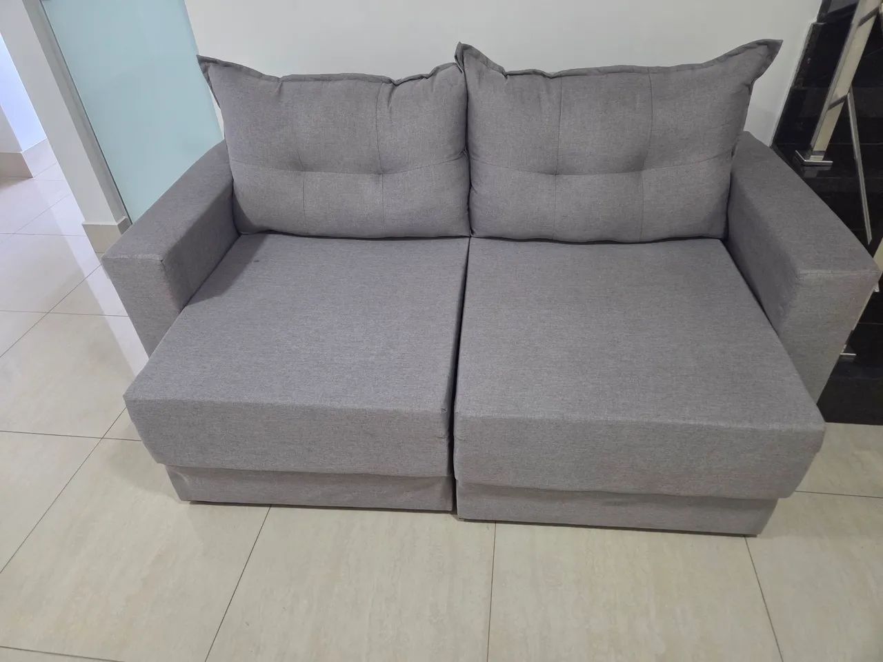 Sofá Retrátil 2 Lugares Cinza - Foto 3