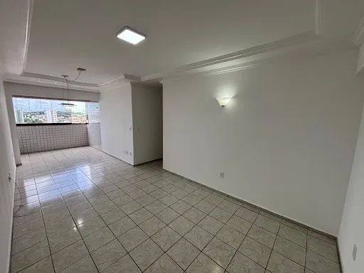 Apartamento de 118m2 com 3 Suítes + DCE, no Miramar