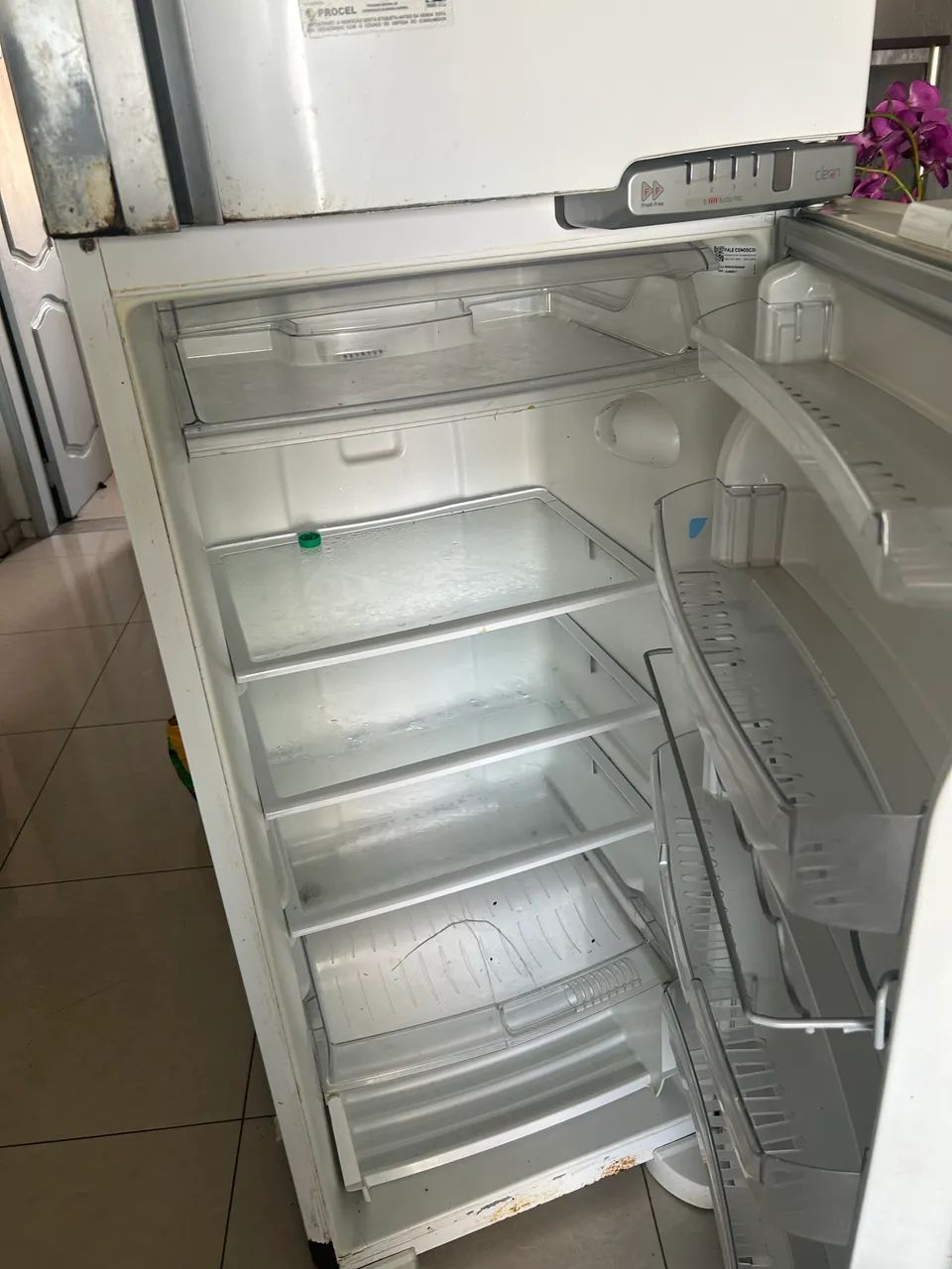 Geladeira Brastemp usada e funcionando bem - Foto 2