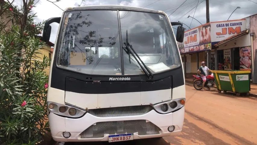 Micro ônibus 23 lugares 