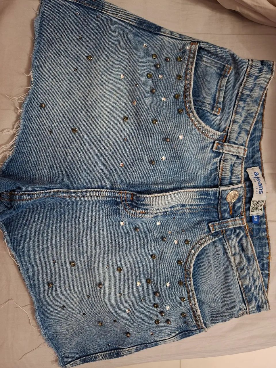 Short jeans com brilho