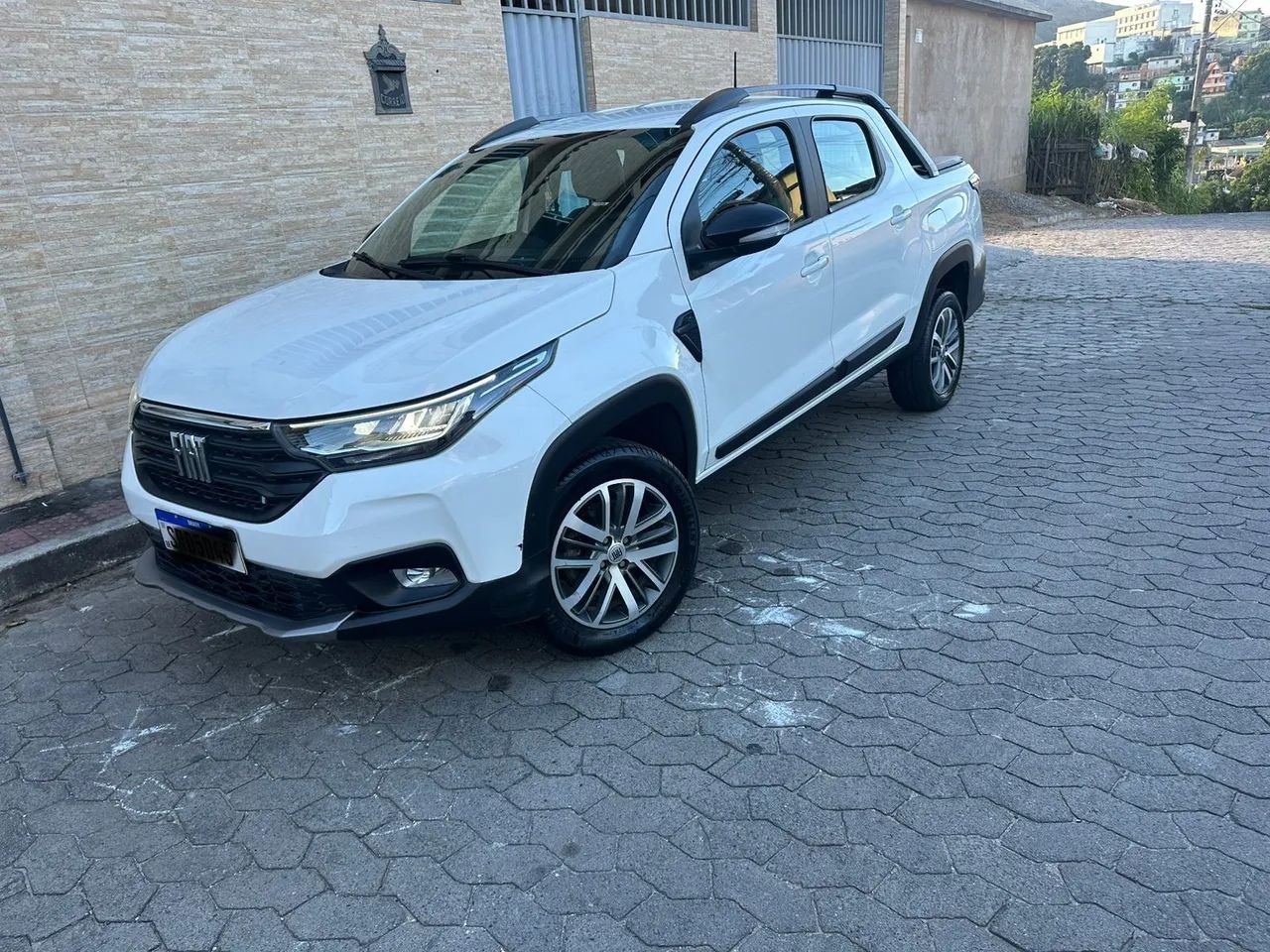 Fiat Strada Volcano 1.3 Flex 8V CD 2024