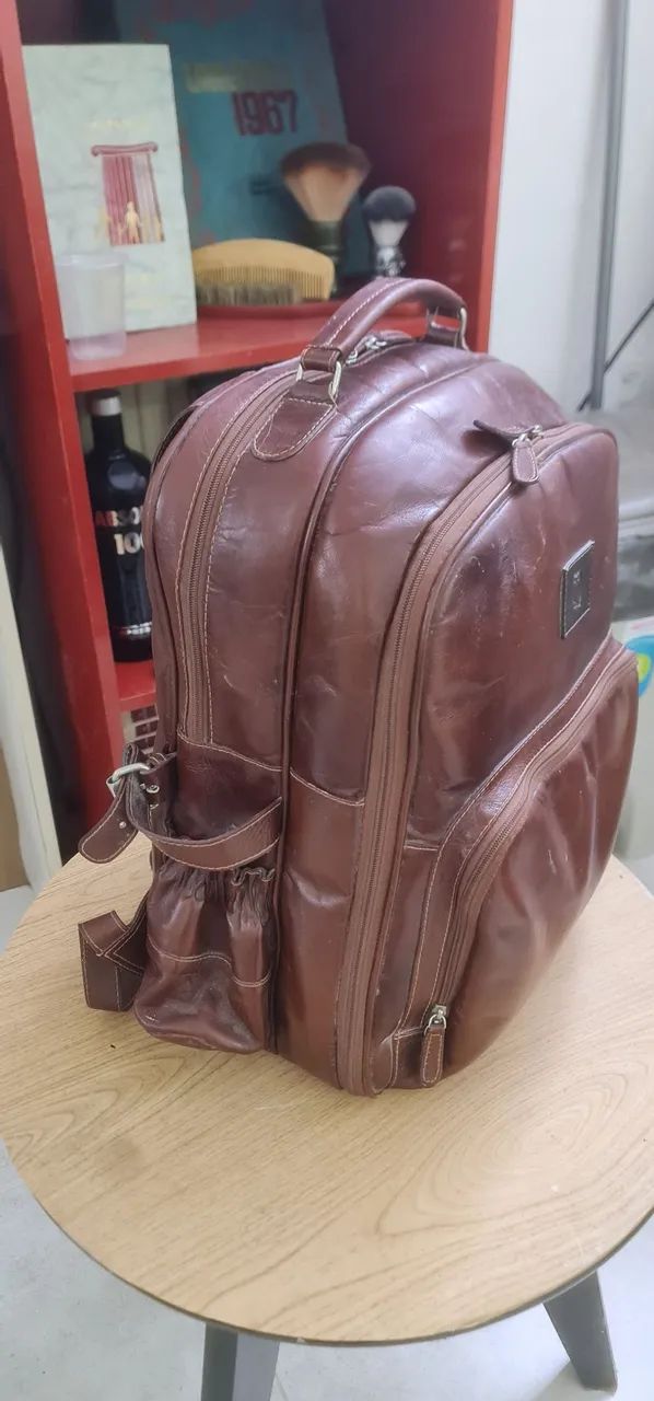 MOCHILA DE BARBEIRO EM COURO WHISKEY  - Foto 3