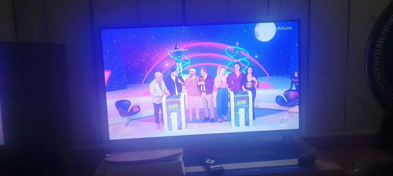 Tv 32 polegadas smart  nova na caixa 