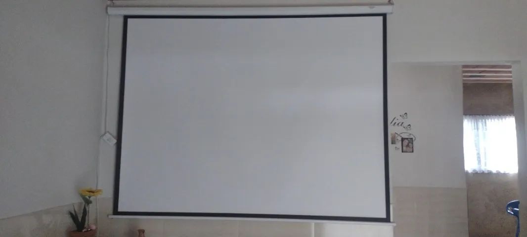 Tela de projetor 120 Polegadas, tirada em meu domicilio - Foto 2