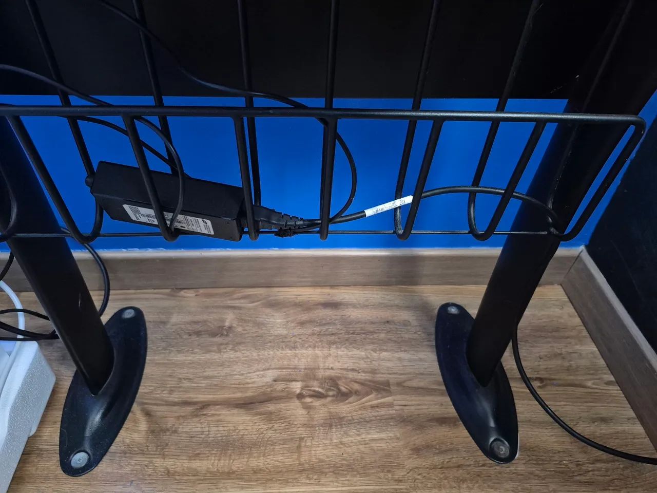 Mesa para laptop retrátil  - Foto 4