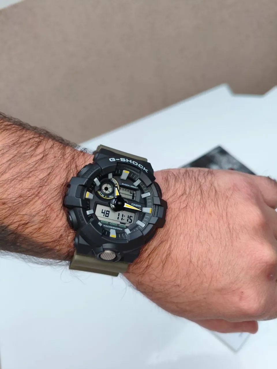 Relógio Casio GA-710TU-1A3DR (pouco uso)