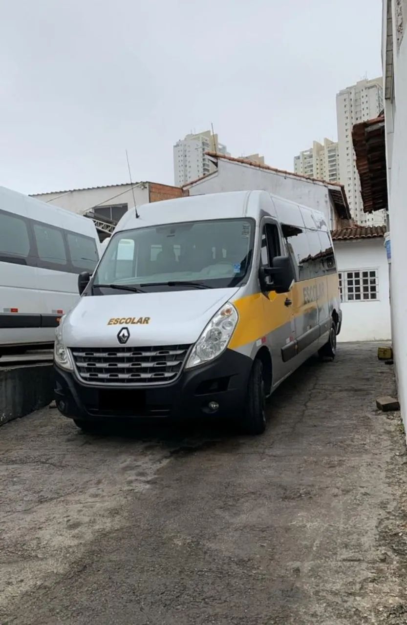 Renault Master 2.3 DCI STD Medio Esco. 20L Dies. 2017 - Foto 3
