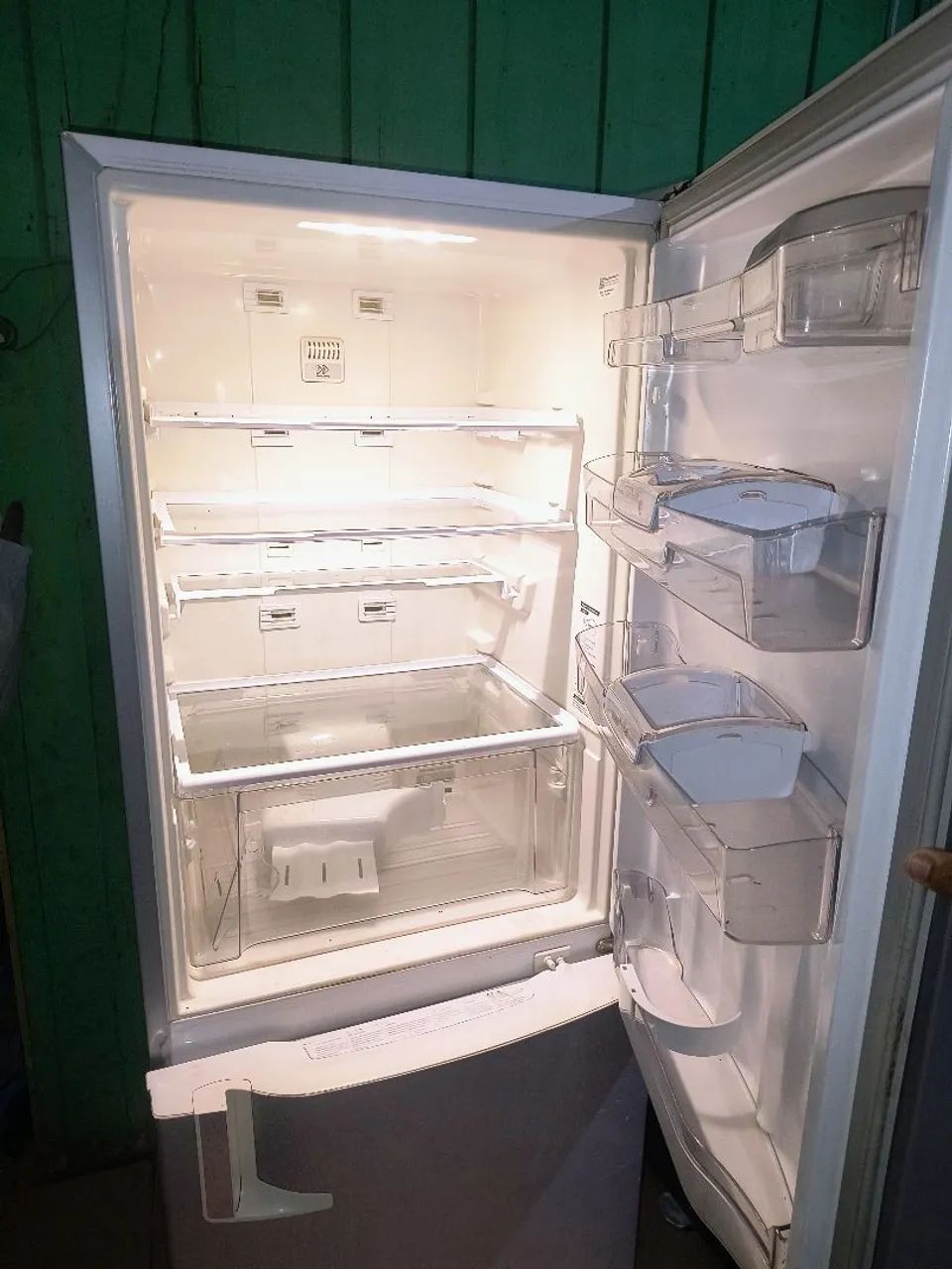 Vende-se geladeira 
