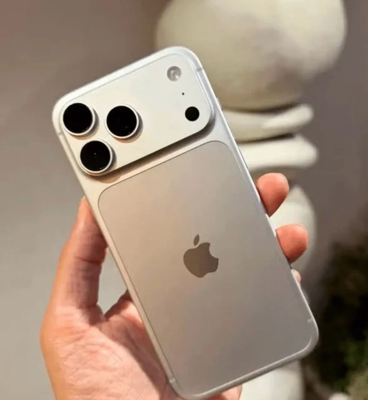Oportunidade IPhone 18 pro Max silver 1 tb
