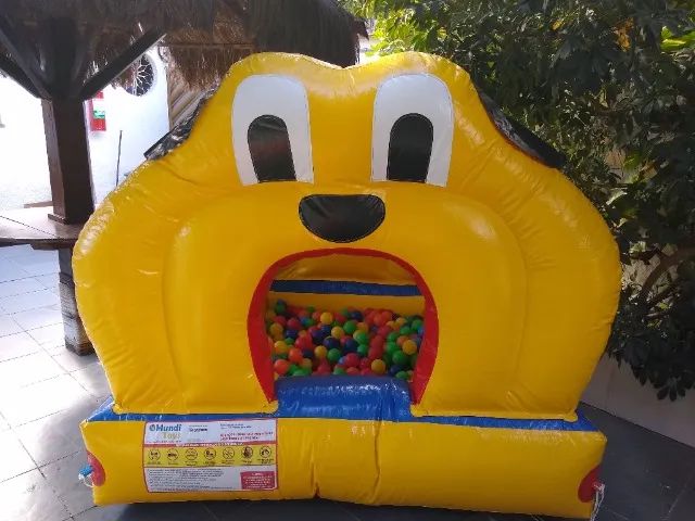 Cachorrinho inflável 