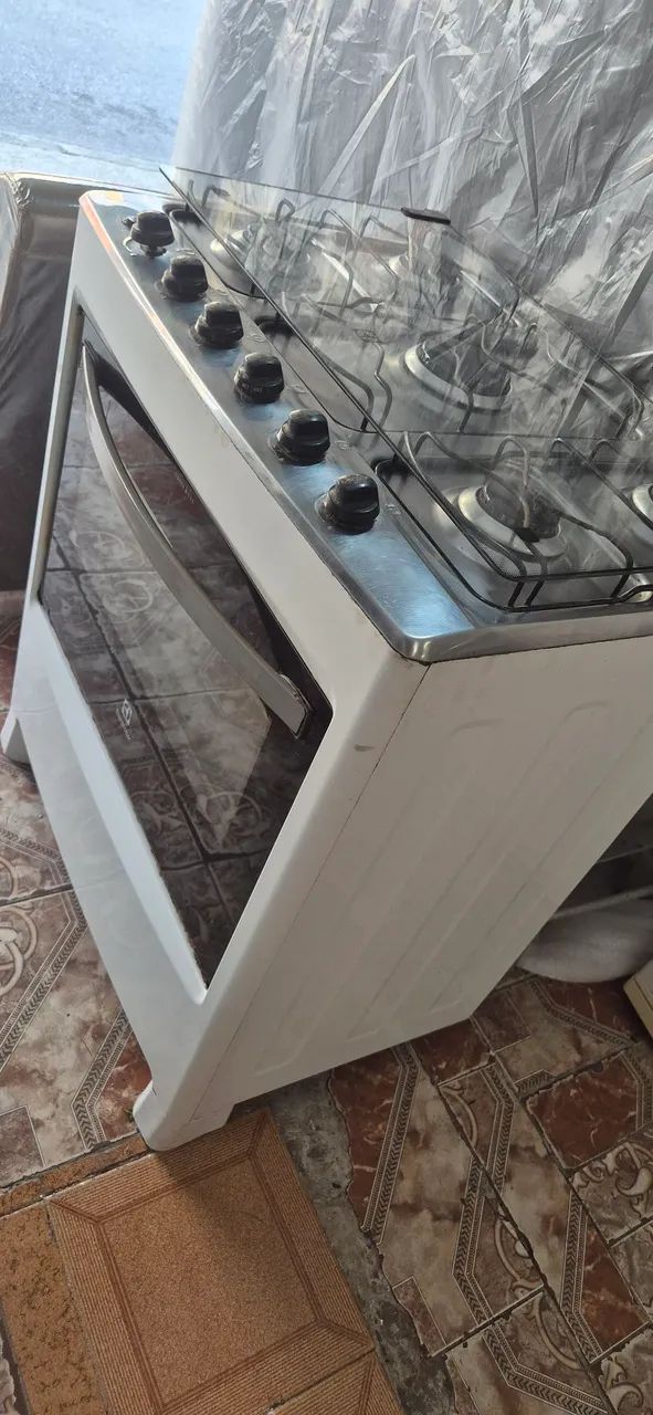 FOGÃO ELECTROLUX 5 BOCAS . AUTOMÁTICO  - Foto 3
