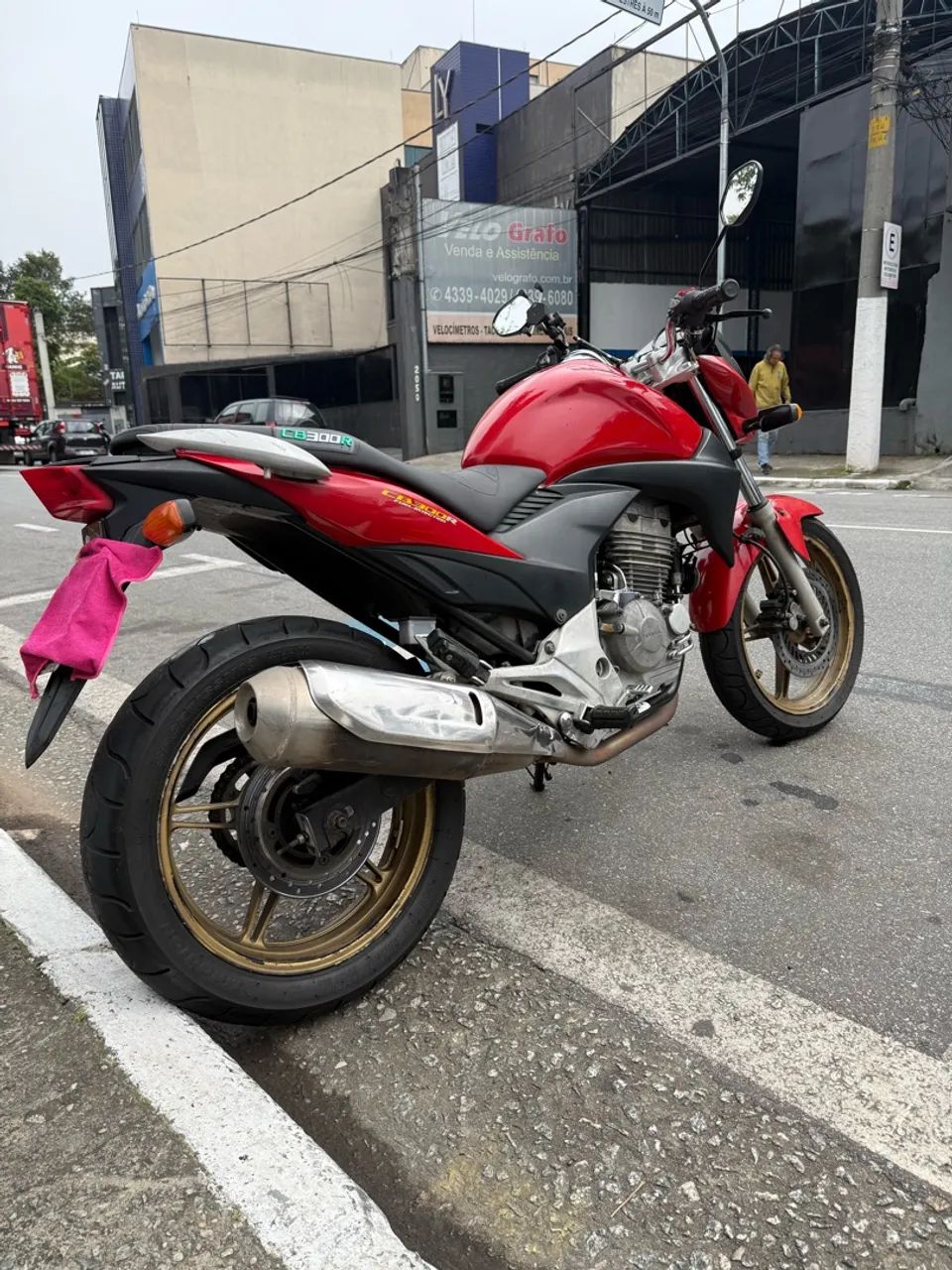 CB 300R - Foto 4