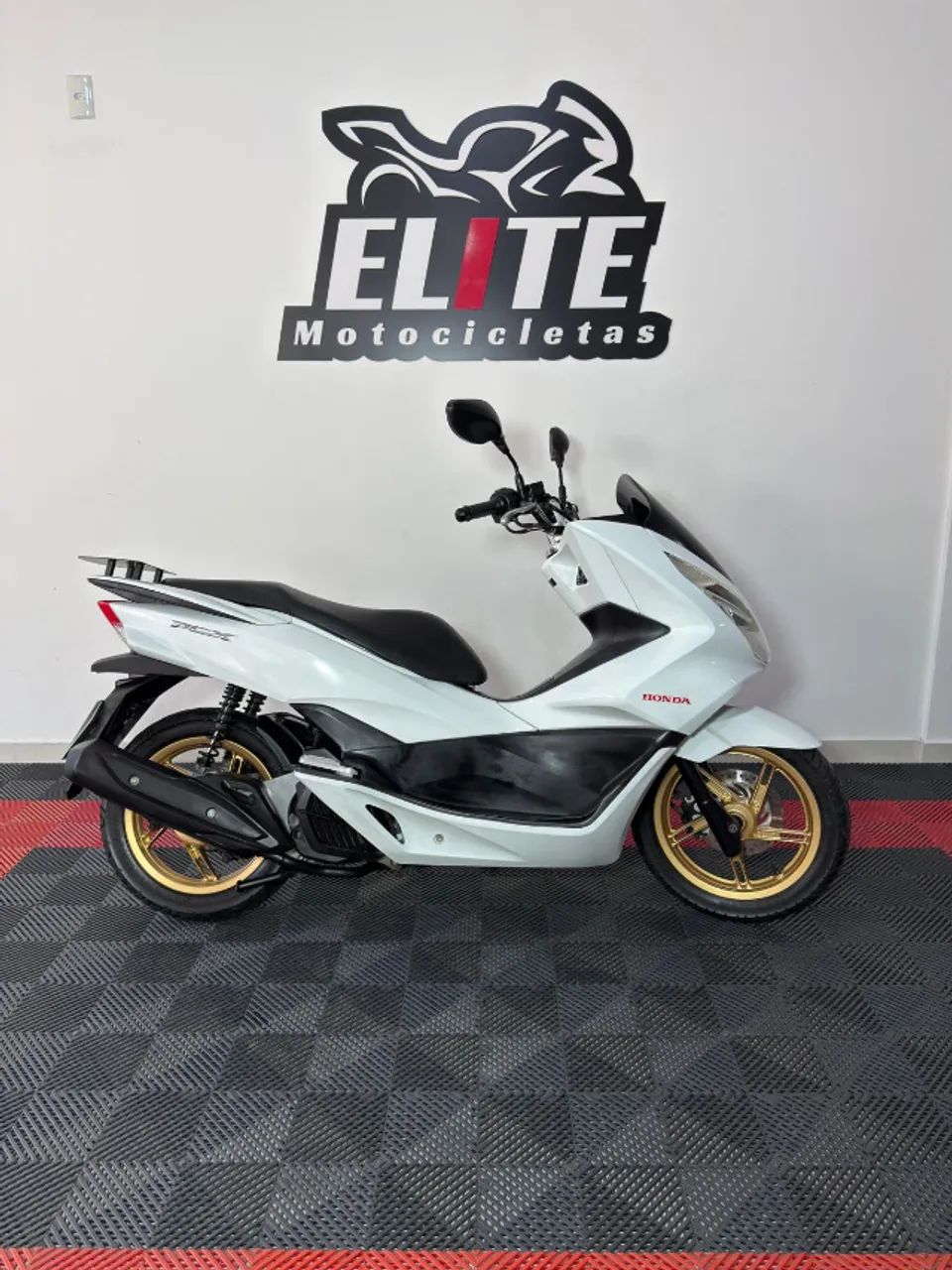 PCX 150 DLX 2016 Branca 