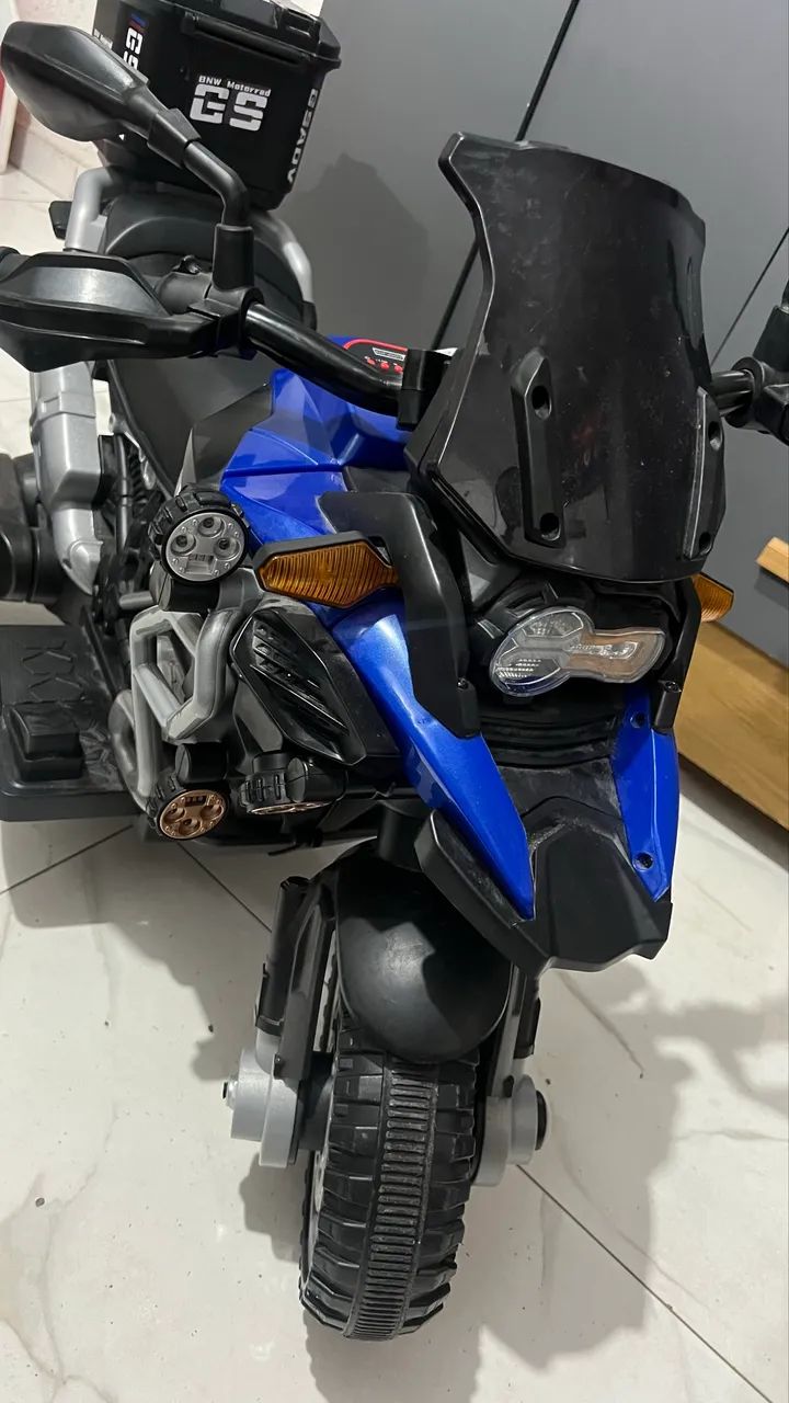 Moto eletrônica infantil 