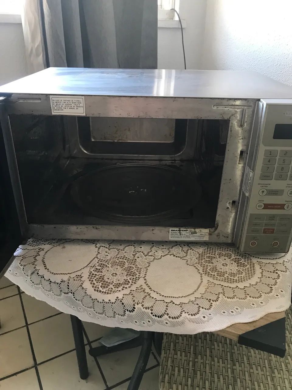 Forno microondas  com defeito  - Foto 2