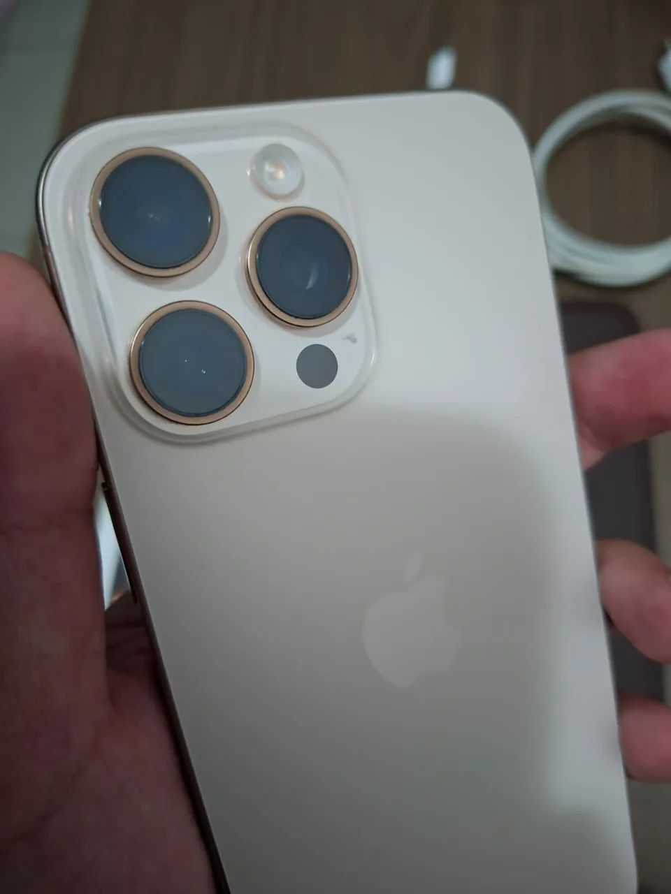iPhone 16 pro max 256 - Foto 2
