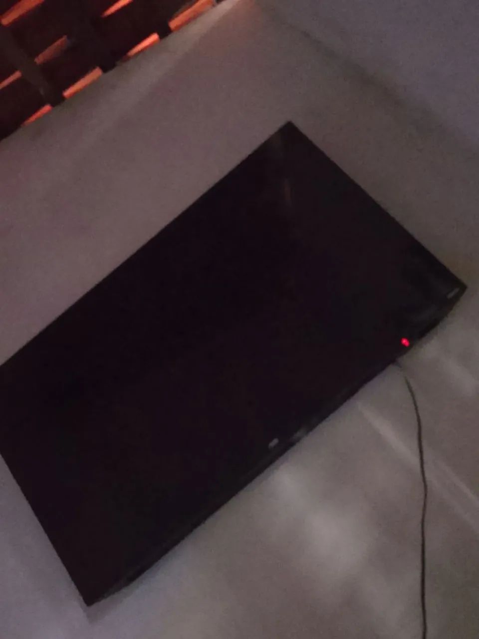 Vende-se televisão 