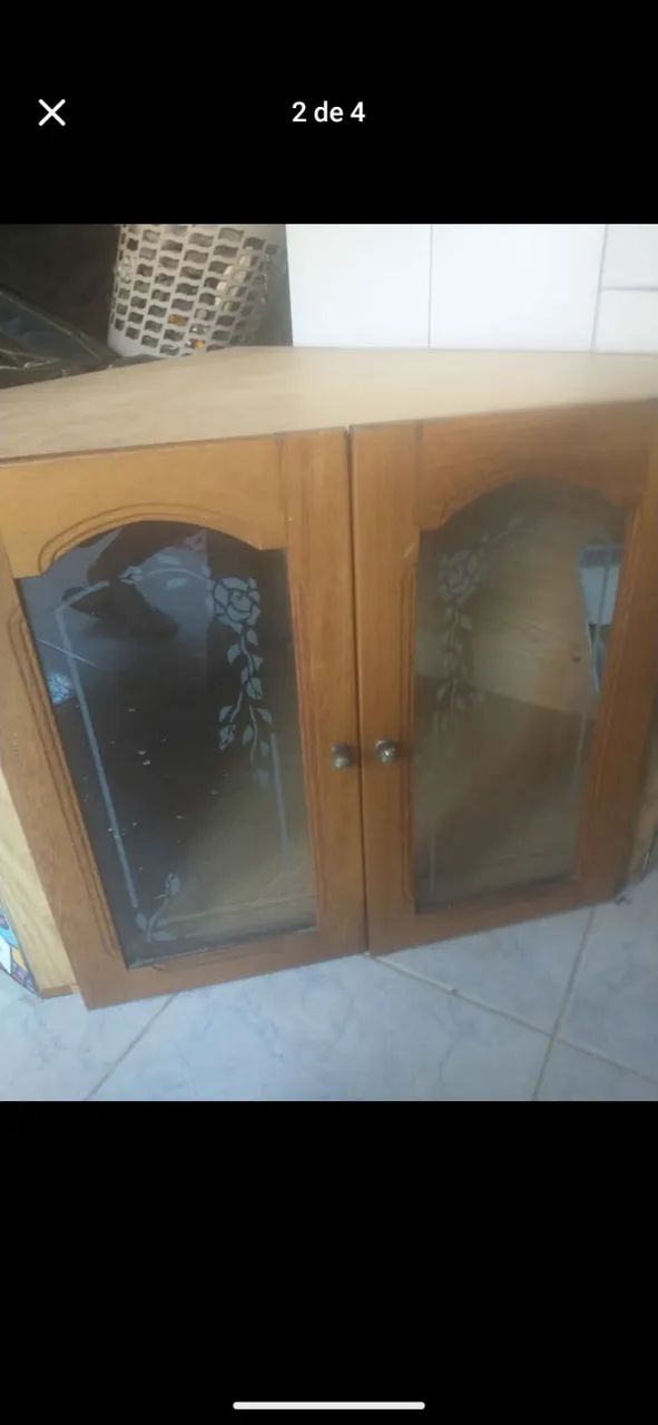 Armário com porta de vidro  - Foto 3
