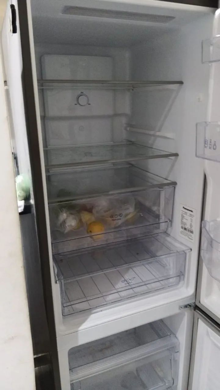 Refrigerador Booton freezer invert Panasonic  - Foto 3