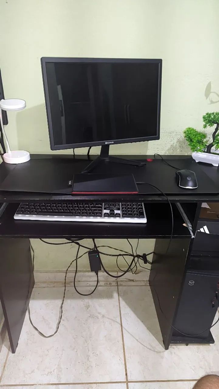 mesa para estudos/trabalho  - Foto 4