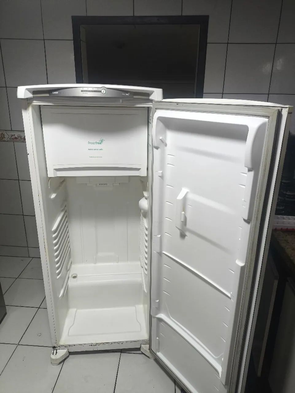 Geladeira em ótimo estado  - Foto 3