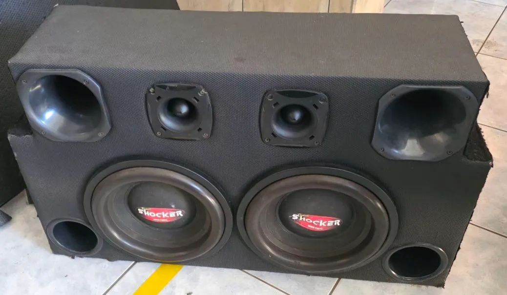 Caixa de Som Automotivo Trio Completa - 2 Sub 500 RMS - 2 Cornetas/Tweeters - Módulo PO