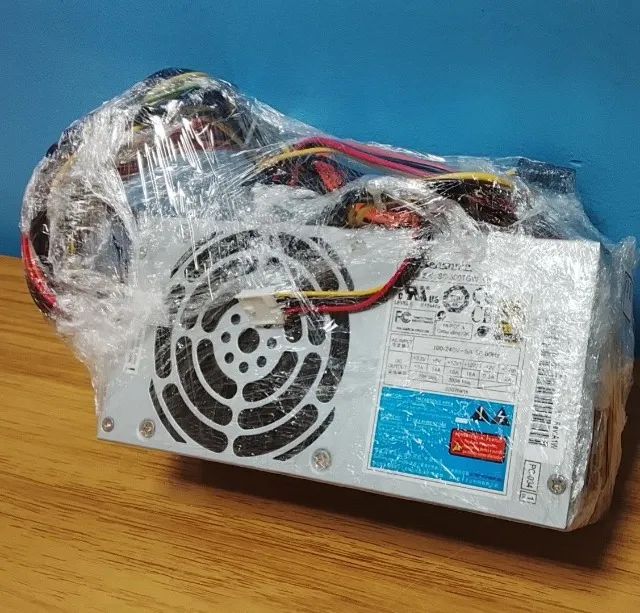 Fonte 300W 80Plus Seasonic