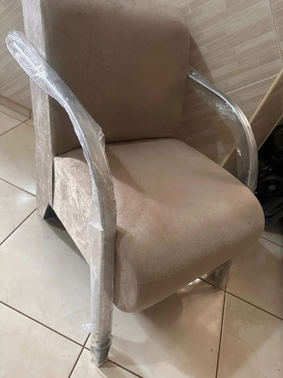 Poltrona decorativa bege 