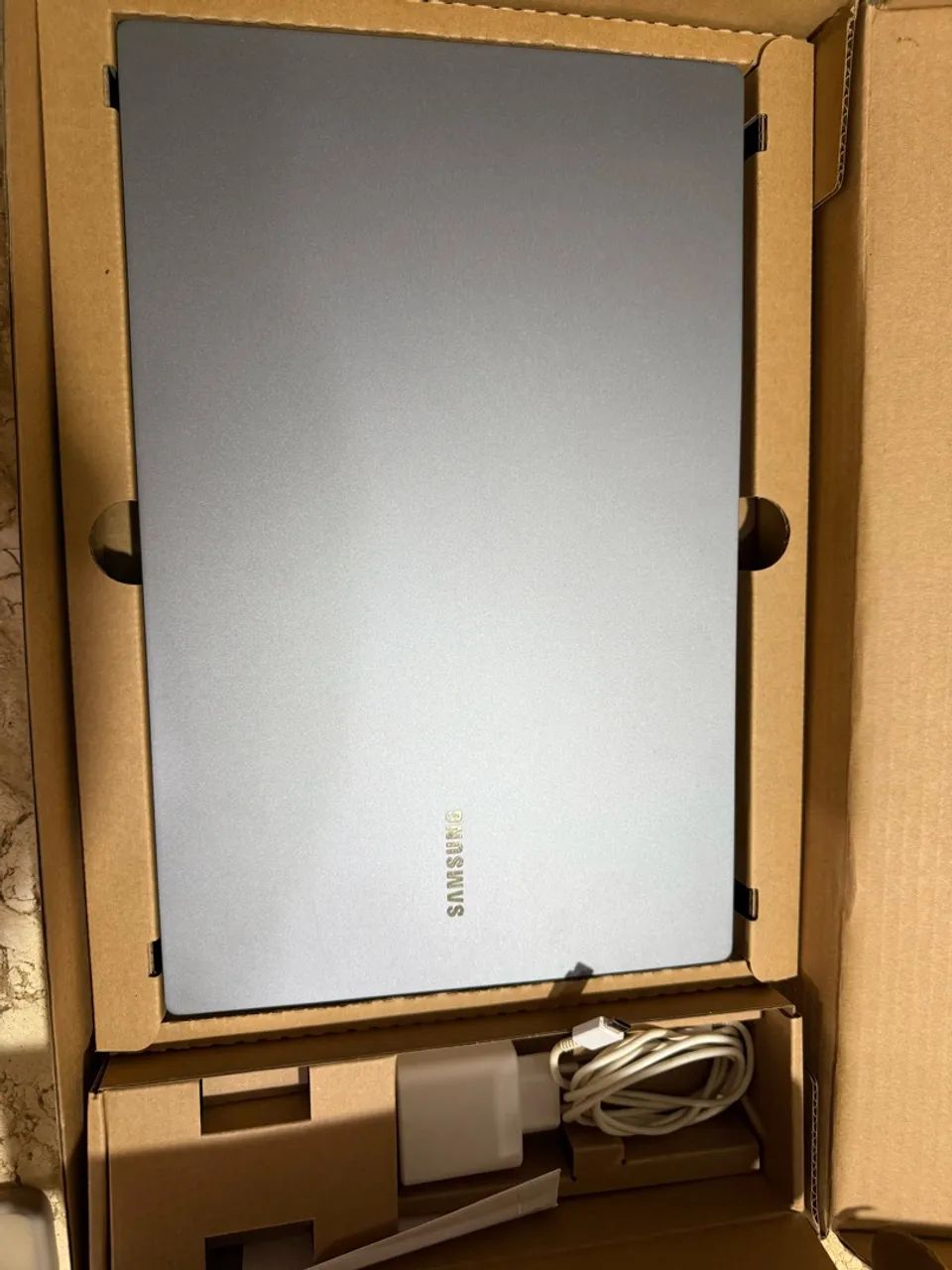 Samsung Galaxy Book 4 