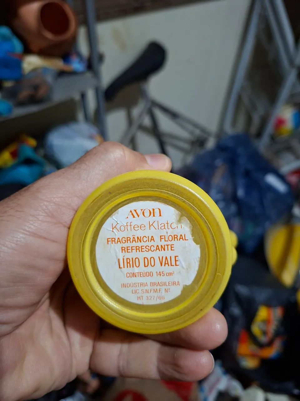Vidro perfume antigo avon modelo bule - Foto 4
