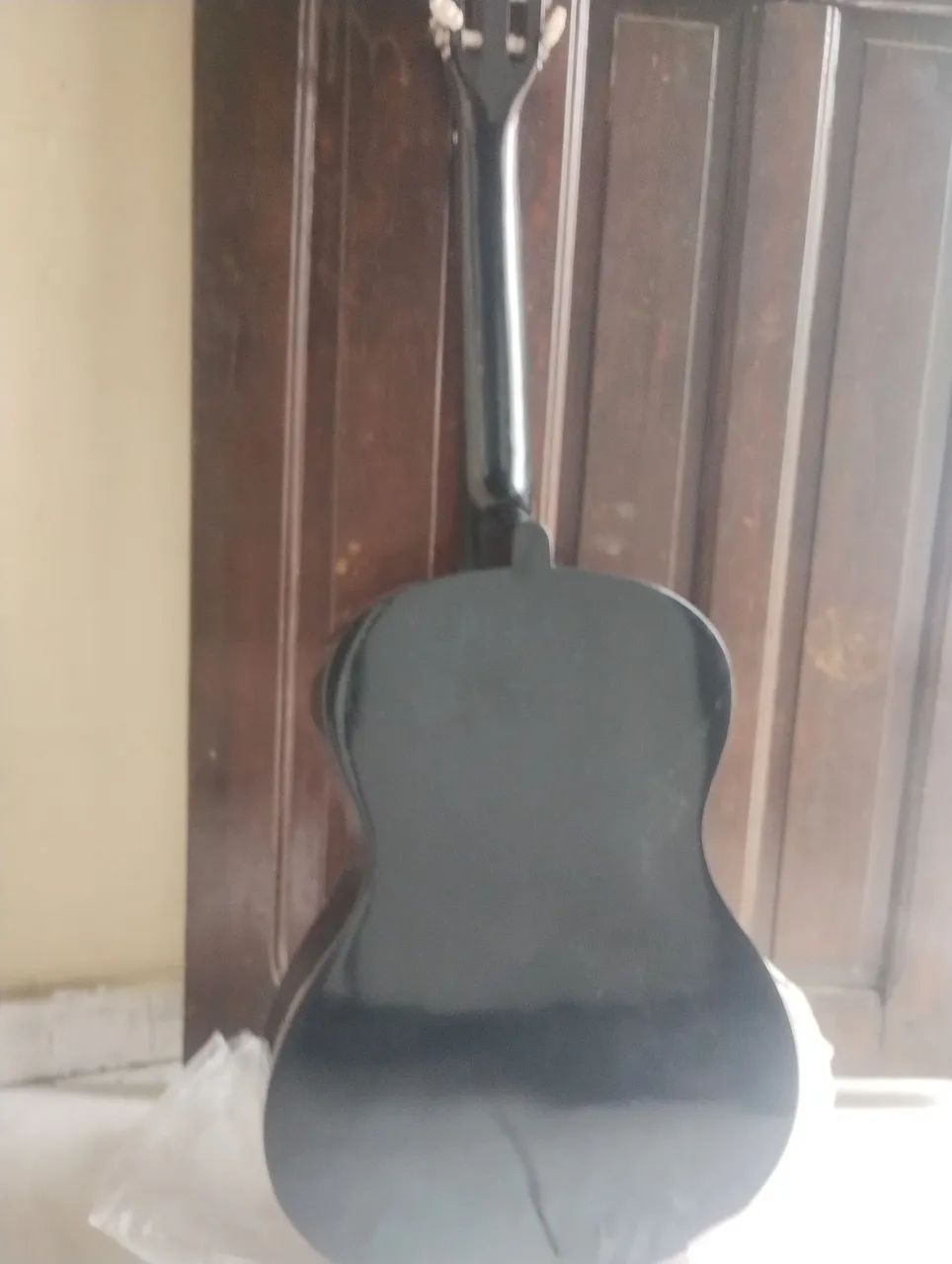 Vendo violão para iniciante.