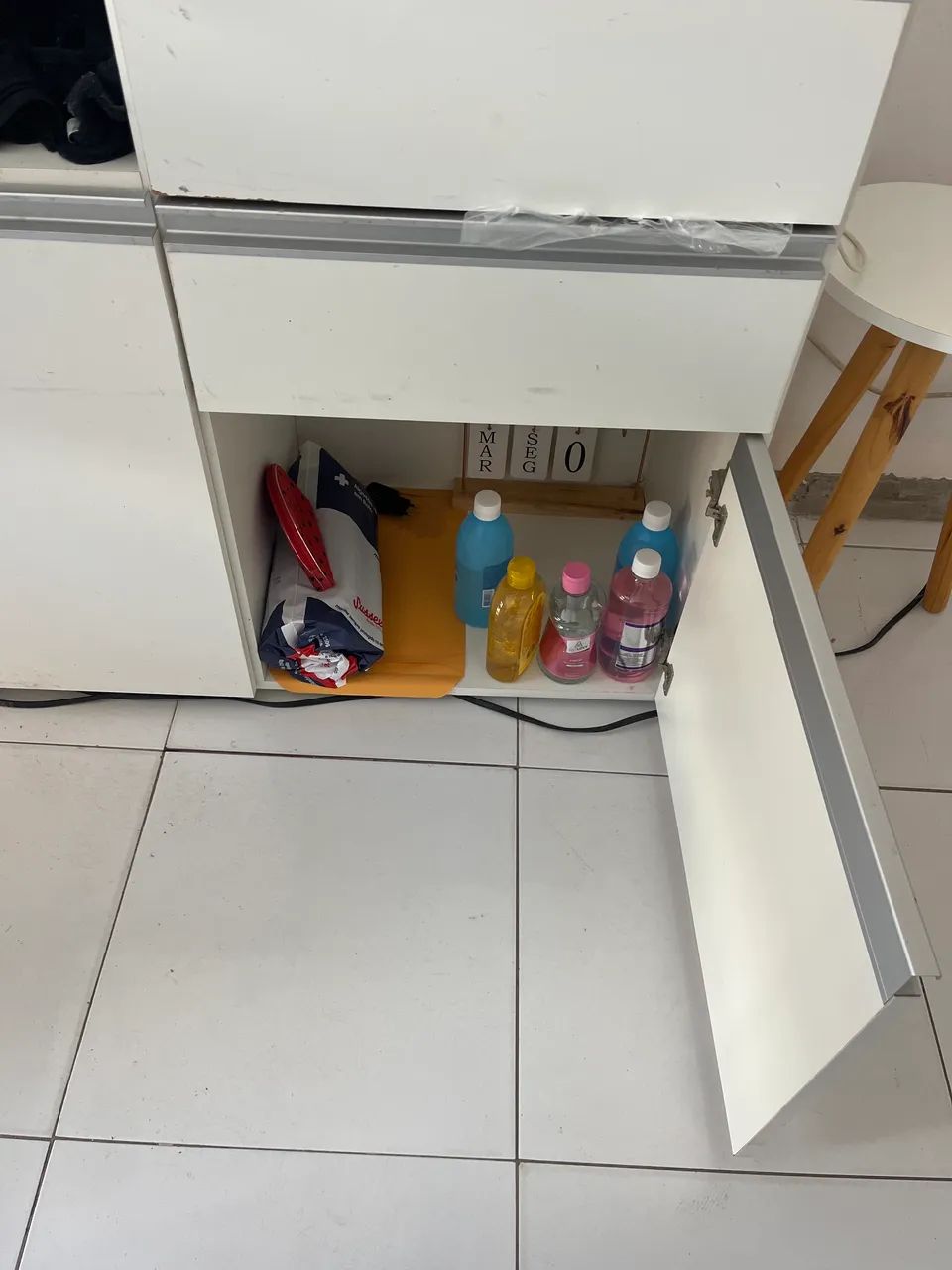 Vendo mesa de manicure  - Foto 5