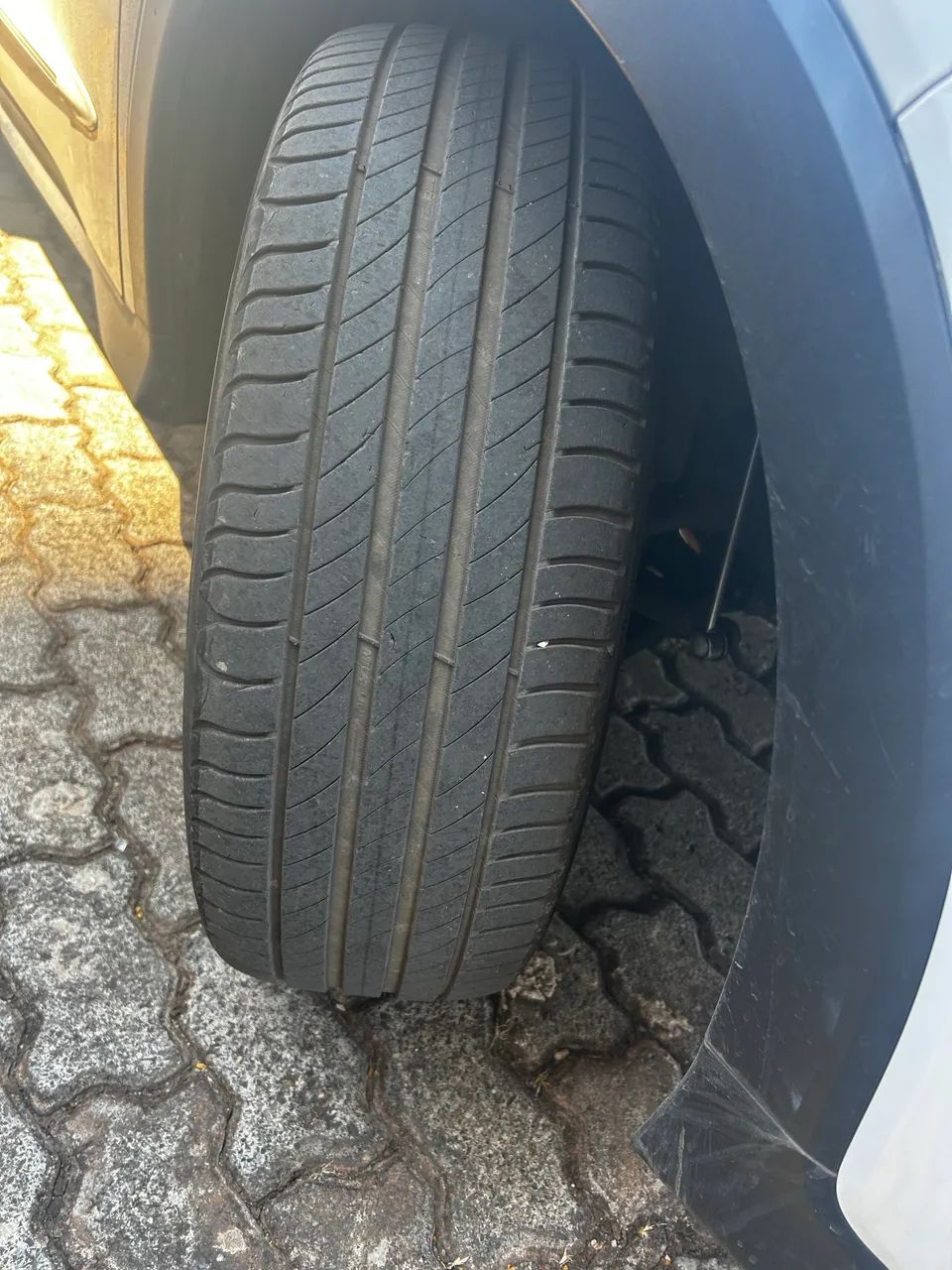 Pneu Michelim 215/55 roda 17 - Foto 3