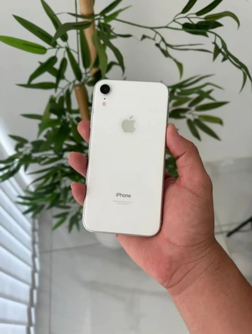 iPhone XR 64 GB Branco