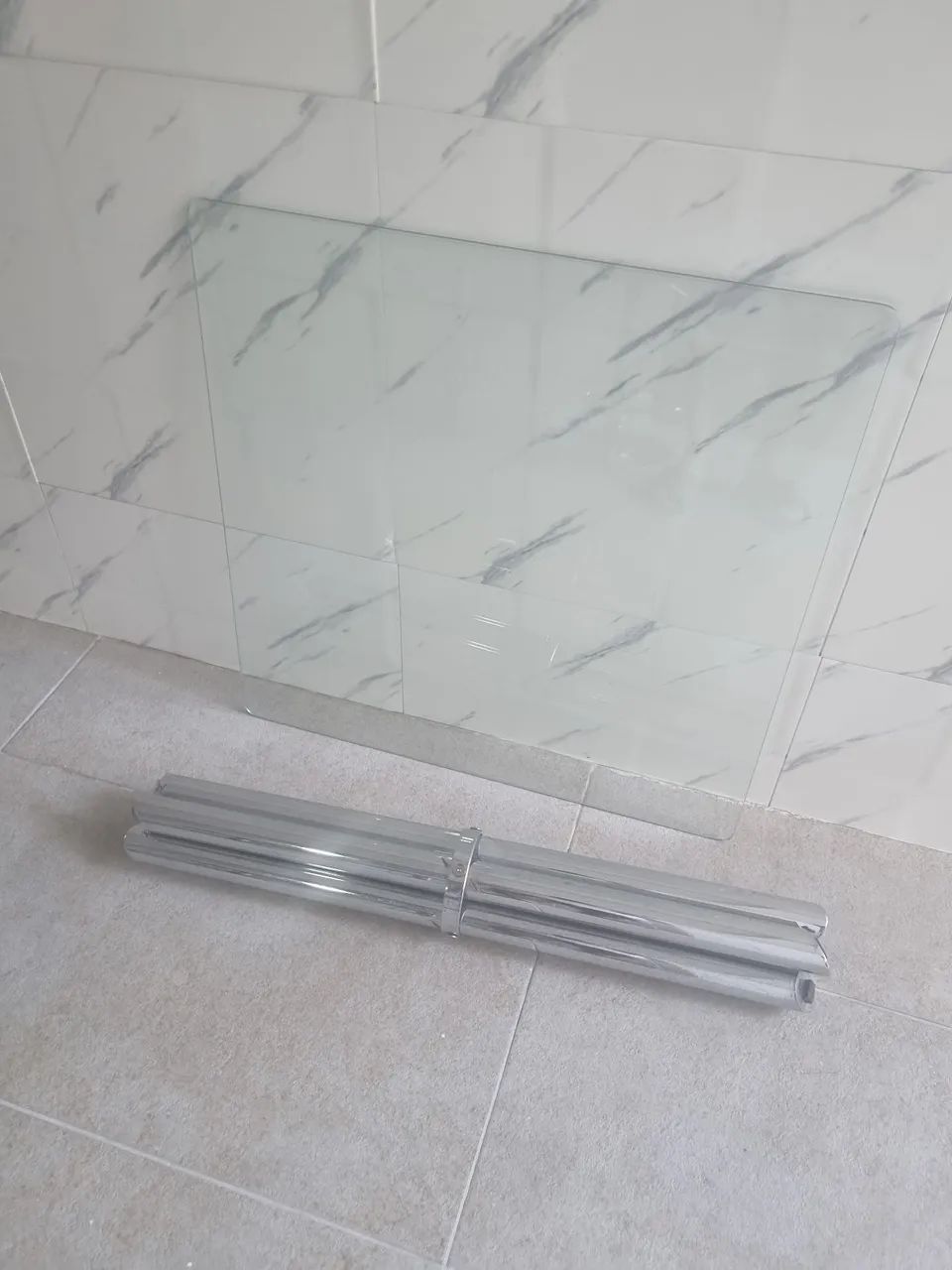 Mesa em vidro base cromada 80x80x75cm - Foto 4