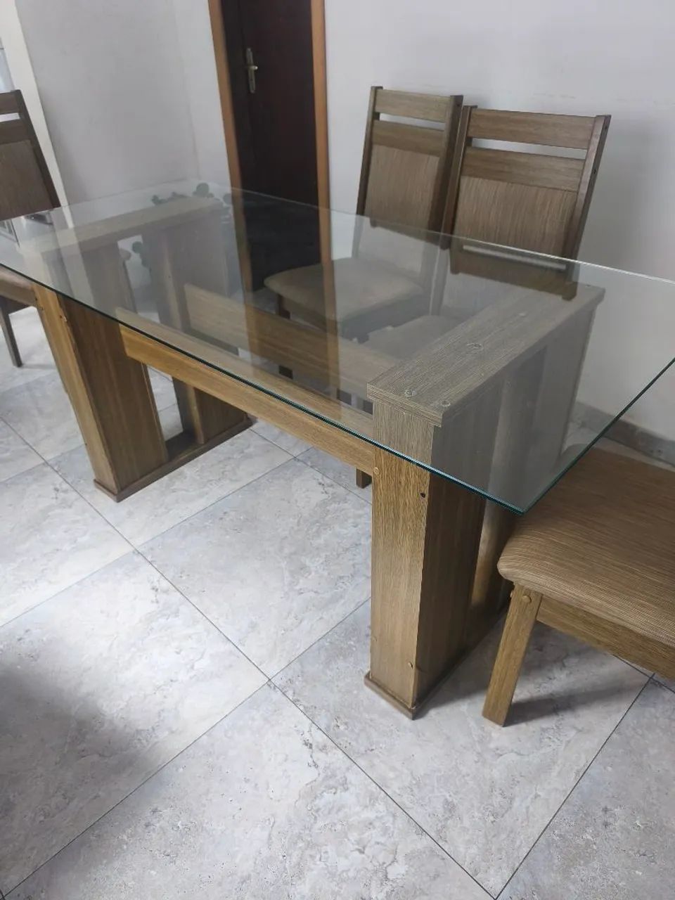 Mesa s/ as cadeiras  - Foto 3