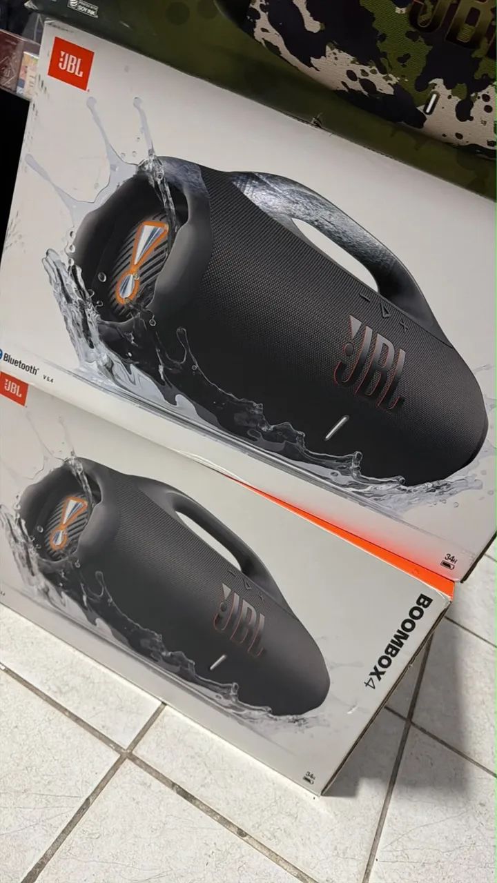 BOOMBOX 4