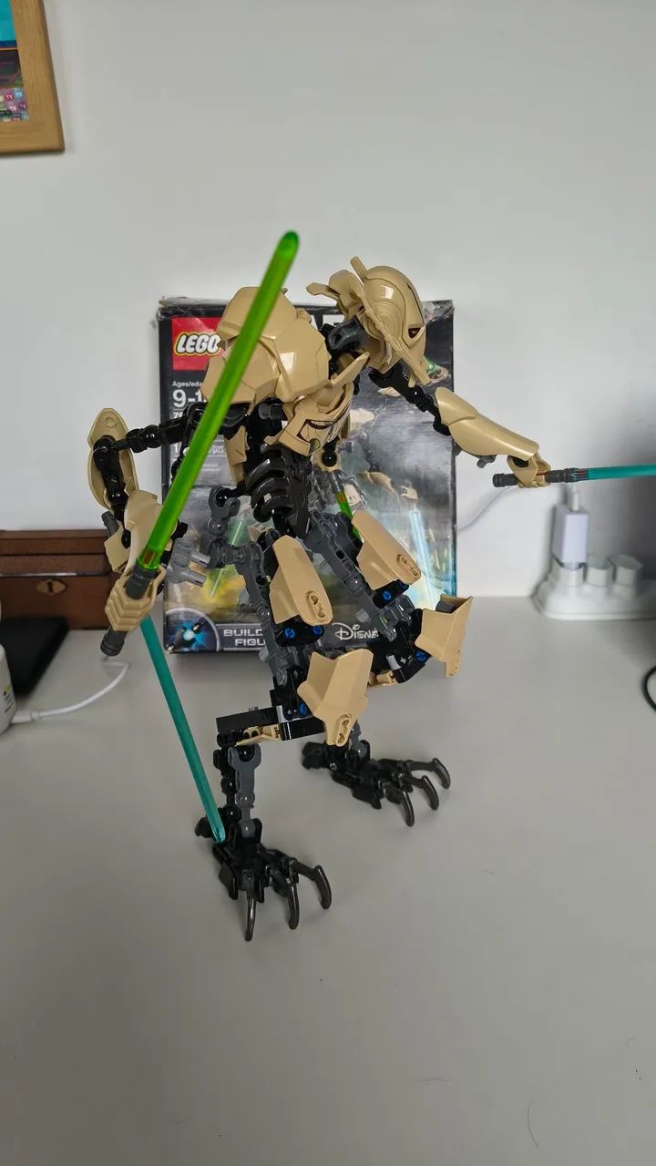 LEGO Star Wars 75112 General Grievous com caixa e manual originais - Foto 3