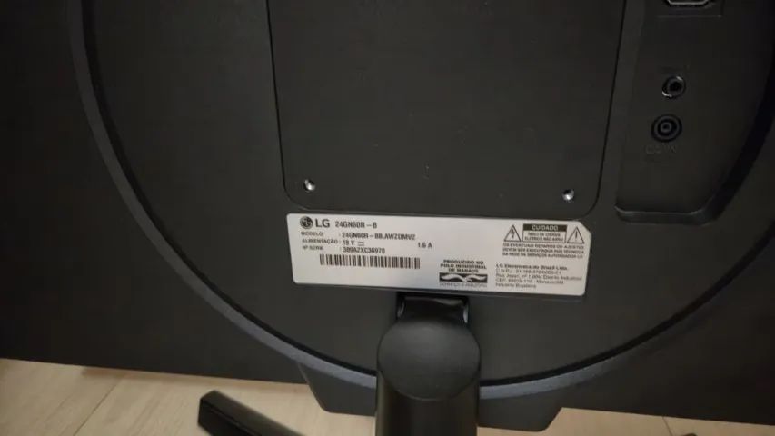 Monitor LG Ultragear 24" 144hz 26GN60R-B - Foto 3