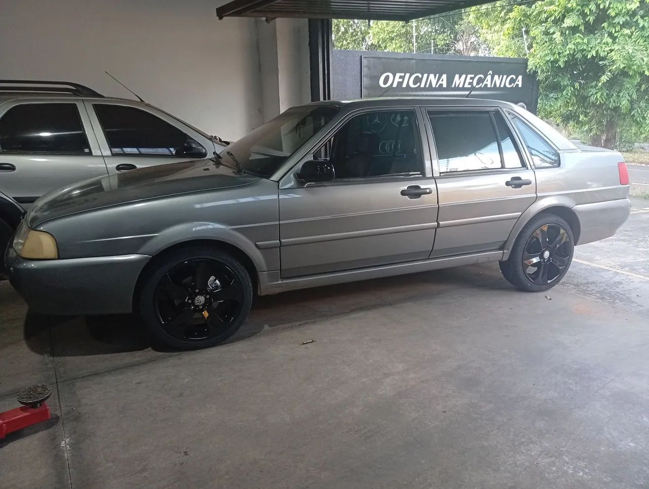 Volkswagen Santana 1.8 MI (álcool) 2003