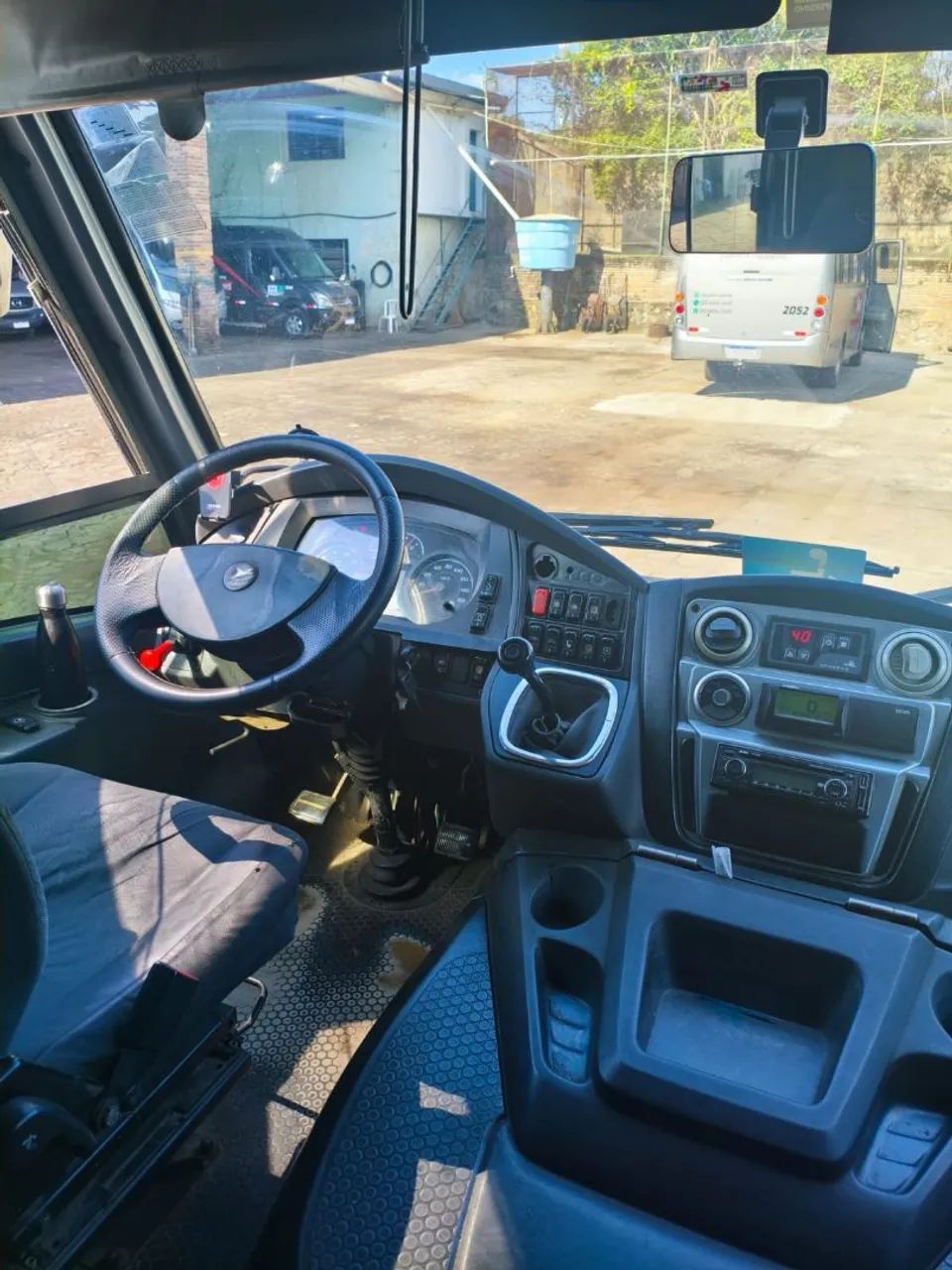 Micro-ônibus 30 lugares  - Foto 3