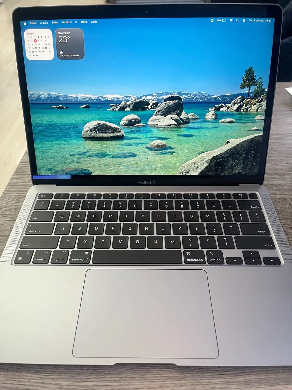 MacBook Air M1 2020 8GB 256GB SSD - Bateria 97% - Completo com