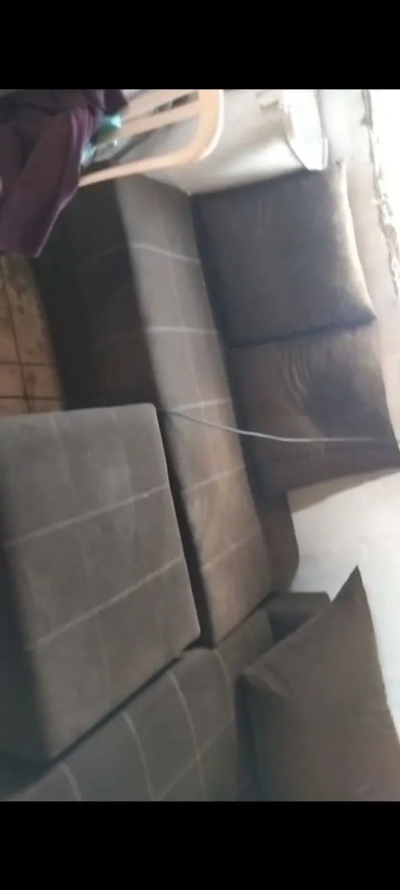 Vendo sofá usado 3 lugares 1500,00 - Foto 3