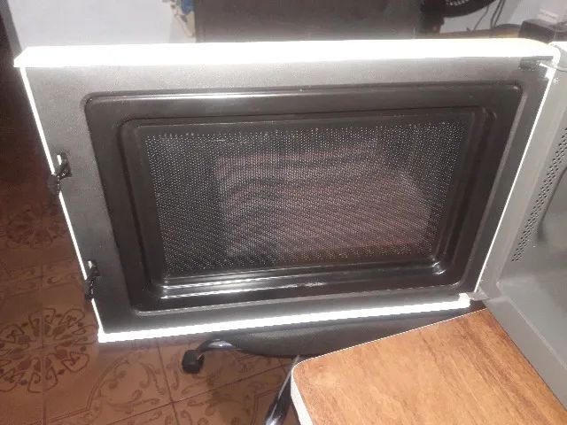 MICROONDAS MARCA LG DE 20 L - Foto 4
