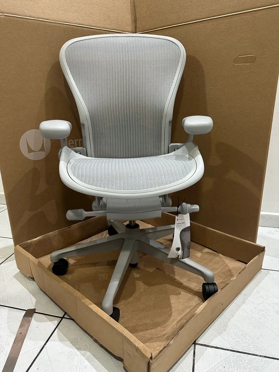 cadeira cá herman miller new aeron C mineral  - Foto 3