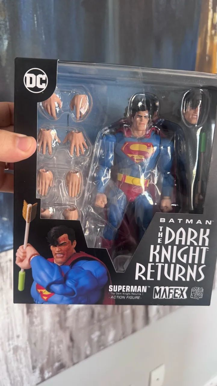 Mafex Superman TDKR - Foto 2