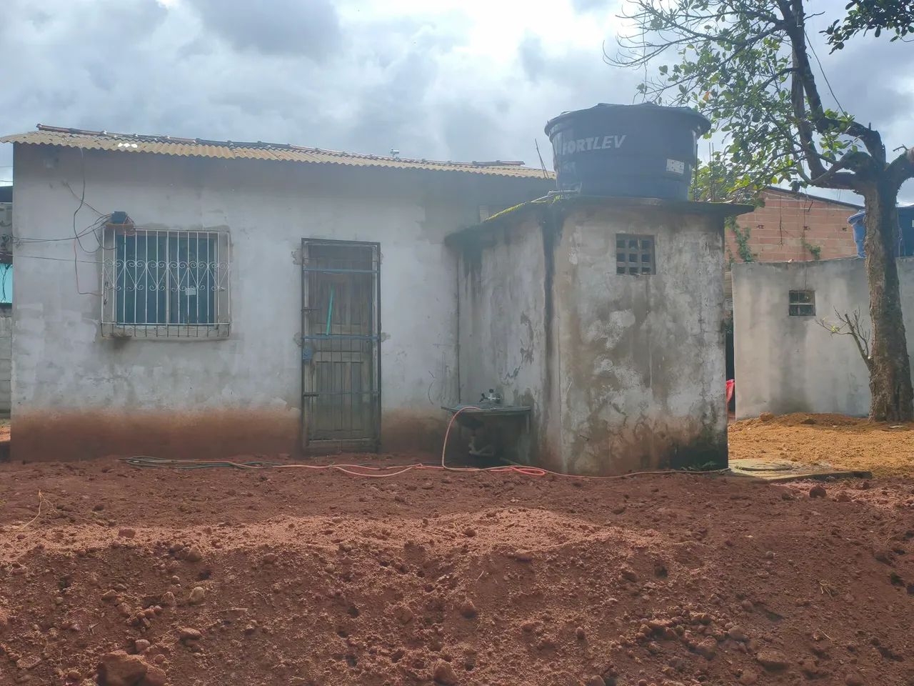 Casa com quintal grande  - Foto 2