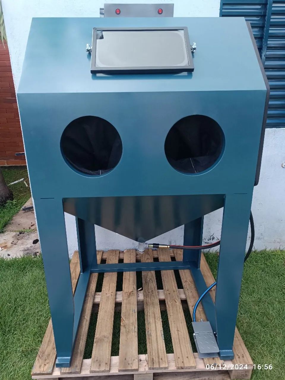 Jato de areia, cabine de jateamento 