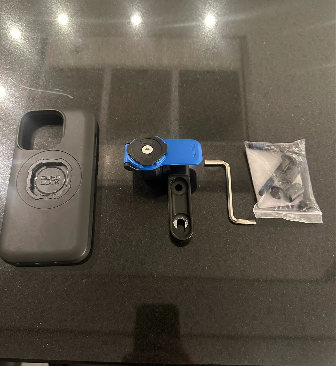 Suporte de Celular para moto - QuadLock - Foto 3